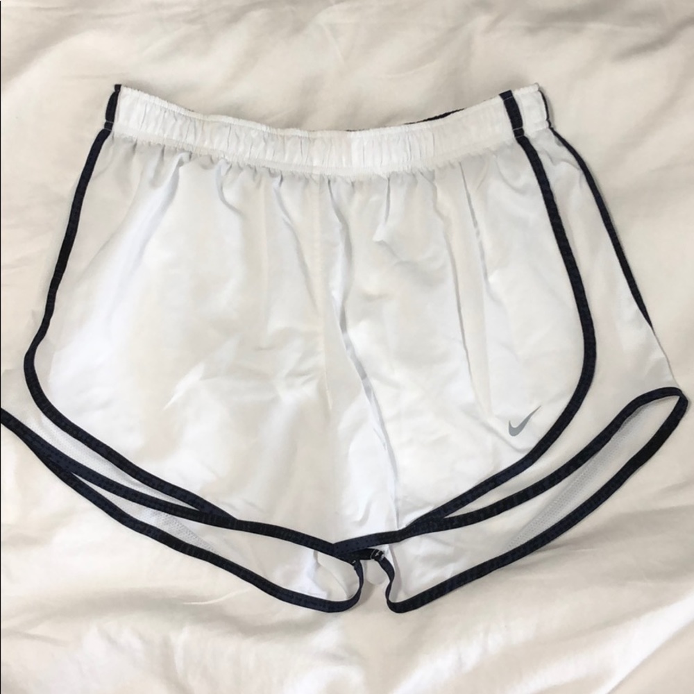 Nike Running Shorts - Picture 1 of 3